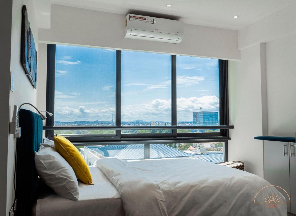 Solea 1 Bedroom Apartment - Central, Comfortable, Cozy, Balcony, Pool, Gym Аккра Экстерьер фото